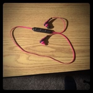 I world head phones